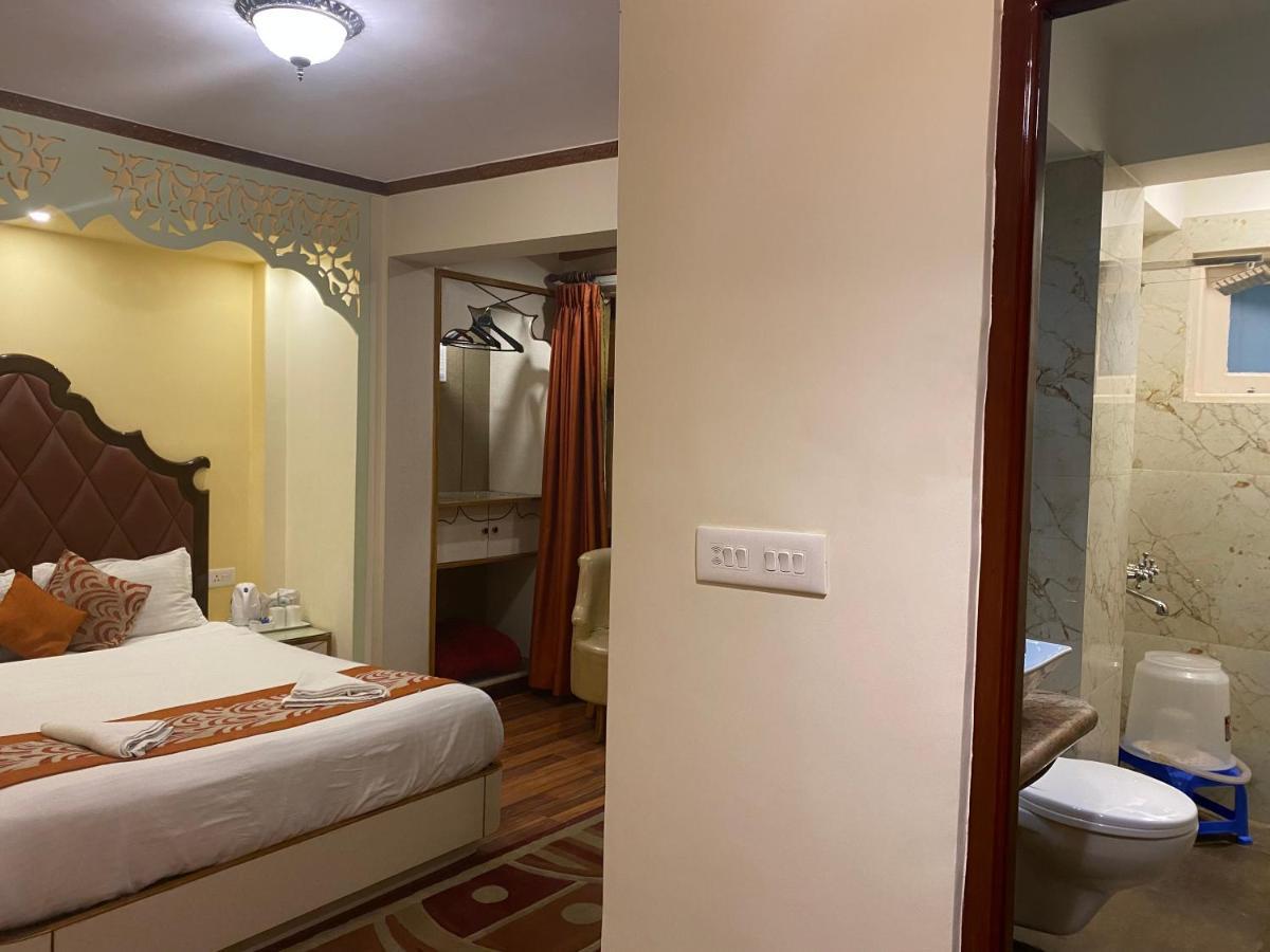 Hotel Omega Residency Darjeeling  Esterno foto